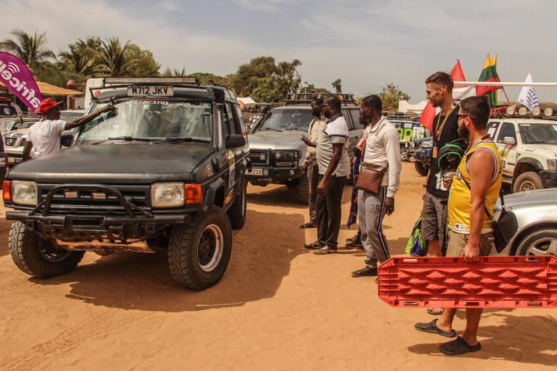 Mirek and Tomas sad selling their Disco Land Rover Discovery in Banjul