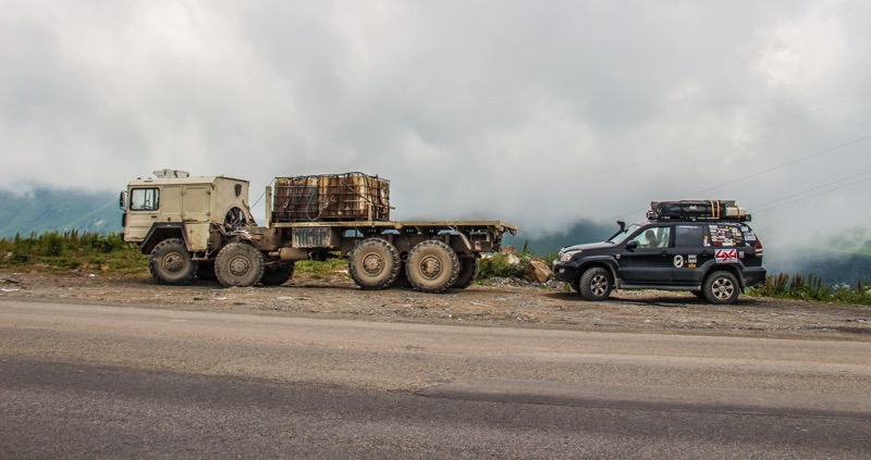 how to choose an overlanding vehicle