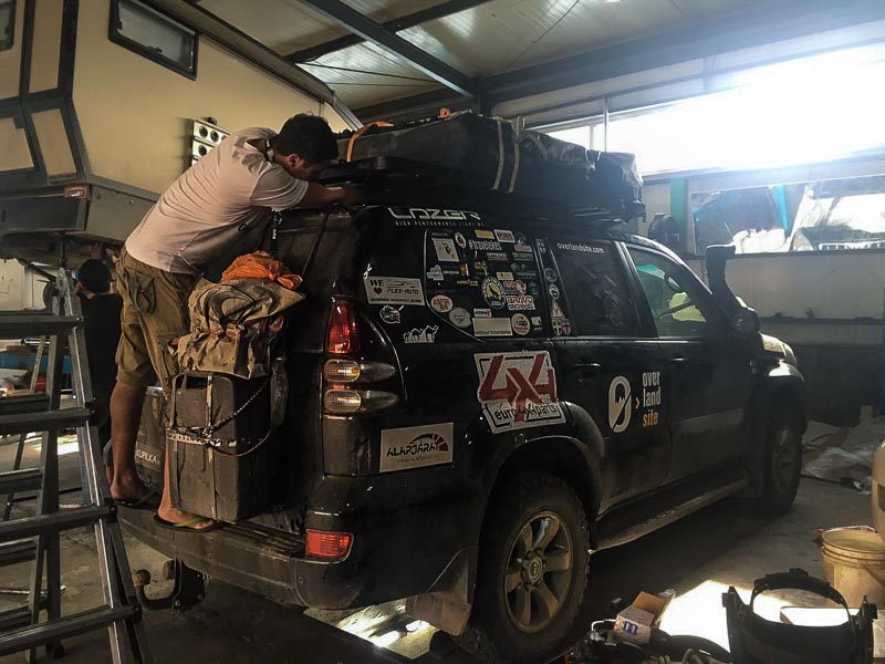 fixing roof rack