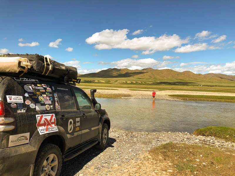 checking water depth river crossing when overlanding